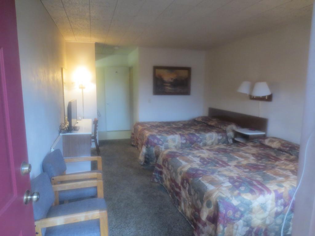 Downtowner Inn Grangeville Room photo
